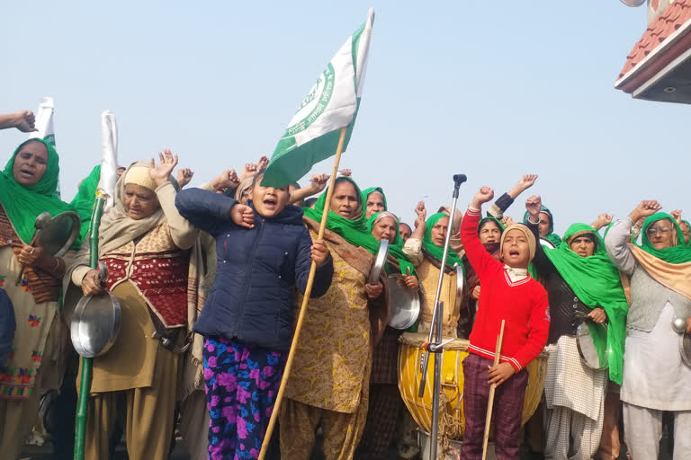 people of Punjab protested against the maan ki baat by clanging plates