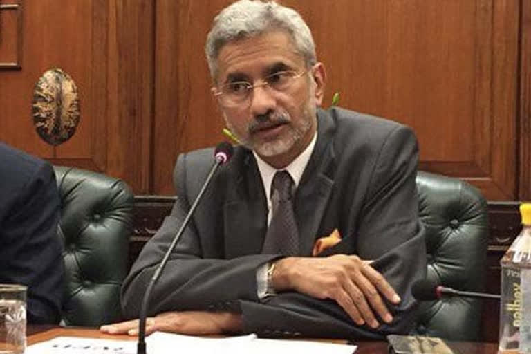 Jaishankar meets business leaders in Qatar