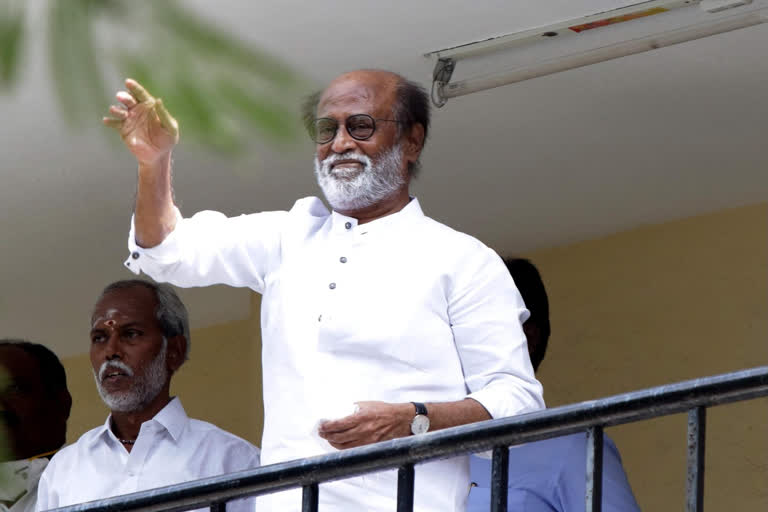 rajinikanth discharged from apollo hospital hyderabad  രജനികാന്ത് ആശുപത്രി വിട്ടു  രജനികാന്ത് വാര്‍ത്തകള്‍  rajinikanth discharged news  rajinikanth films news  രജനികാന്ത് സിനിമകള്‍