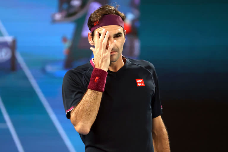 Roger Federer out of Australian Open after knee surgery