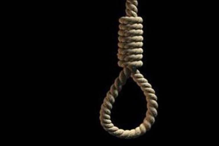 Medical student commits suicide in AGMC hostel in tripura assam etv bharat news