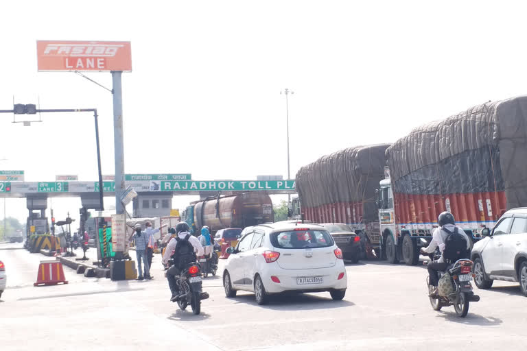 1 जनवरी से लागू होगा टोल प्लाजा पर फास्टैग, Fastag will be applicable from January 1 on toll plaza