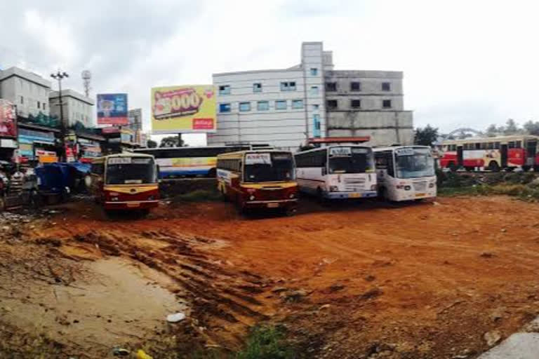 Construction of Palakkad KSRTC bus stand  Palakkad KSRTC bus stand  പാലക്കാട് കെഎസ്ആർടിസി ബസ് സ്റ്റാന്‍റ്  ബസ് സ്റ്റാന്‍റ് കെട്ടിട നിർമാണം  പാലക്കാട്  Palakkad