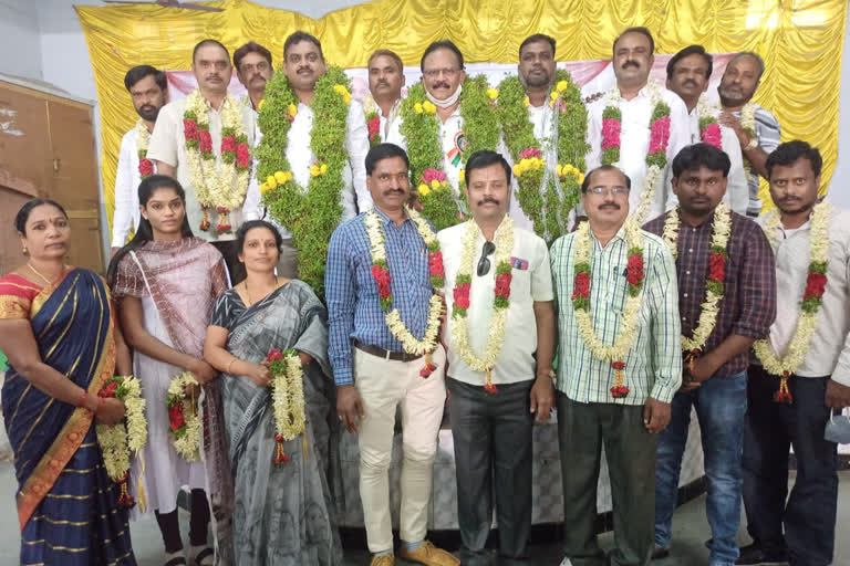 Donta Narender is elected   new president of  medak district tngo