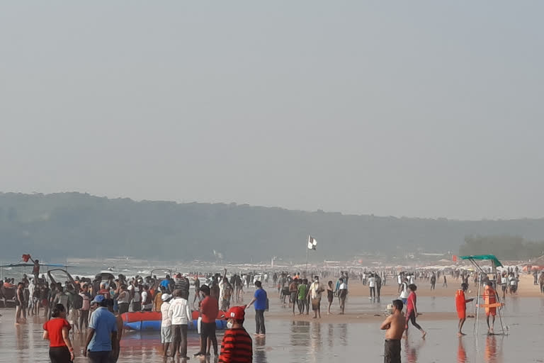 large number of domestic tourists arrive in Goa for welcome the New Year