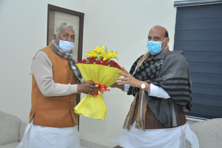 Fagu Chouhan meets Rajnath Singh