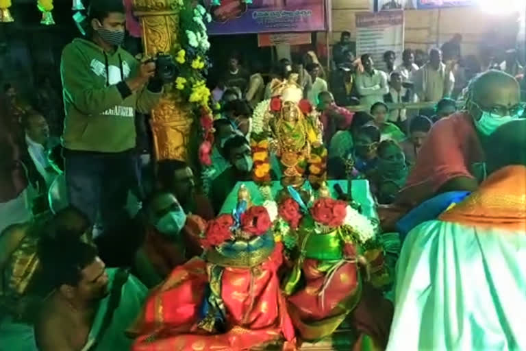 venkateswara-swamy-brahmotsavalu-is-celebrated-in-maldakal-in-gadwal-district