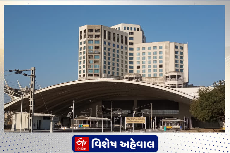 પાટનગર ગાંધીનગરમાં બની રહ્યું છે, ફાઈવ સ્ટાર રેલવે સ્ટેશન