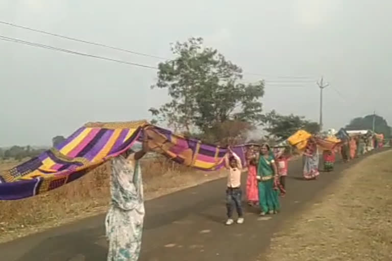 villagers took out chunri yatra