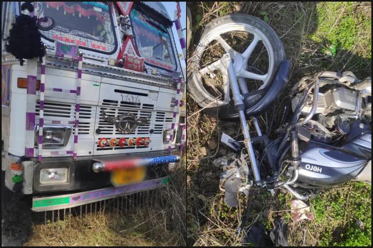 Truck and bike collision in Banue da Khuh jawalamukhi