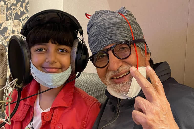 Big B makes music with Aaradhya, Aishwarya and Abhishek