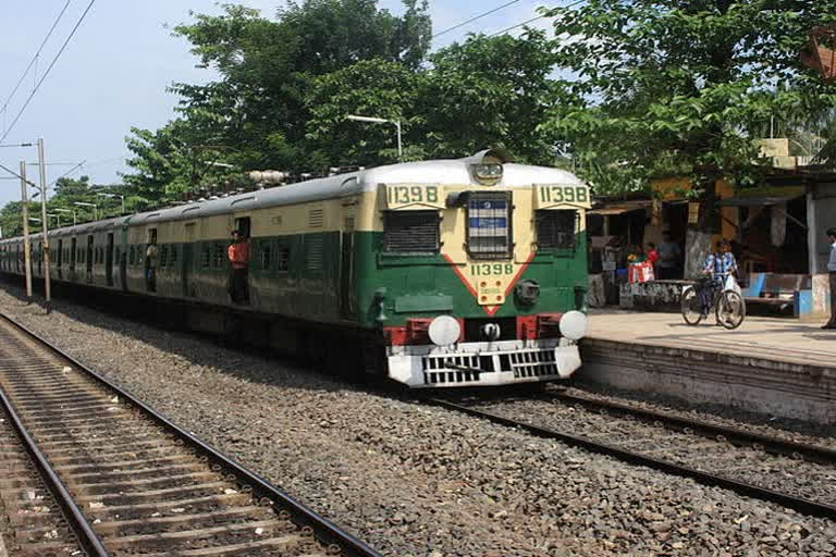 Extension of festival special trains