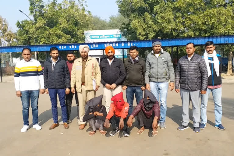 three accused arrested in robbery case in sirsa