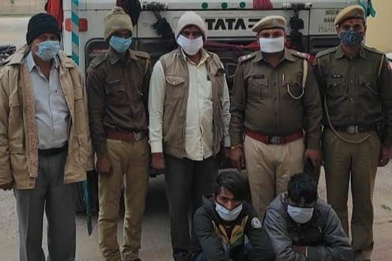 Bharatpur Hiwa robbery case disclosed,  भरतपुर हाइवा लूट मामला खुलासा,  Two members of Bharatpur Reethat gang arrested,  भरतपुर में कुख्यात रीठट गैंग के सदस्य गिरफ्तार,  हाइवे वाहन लूट मामला कैथवाड़ा भरतपुर