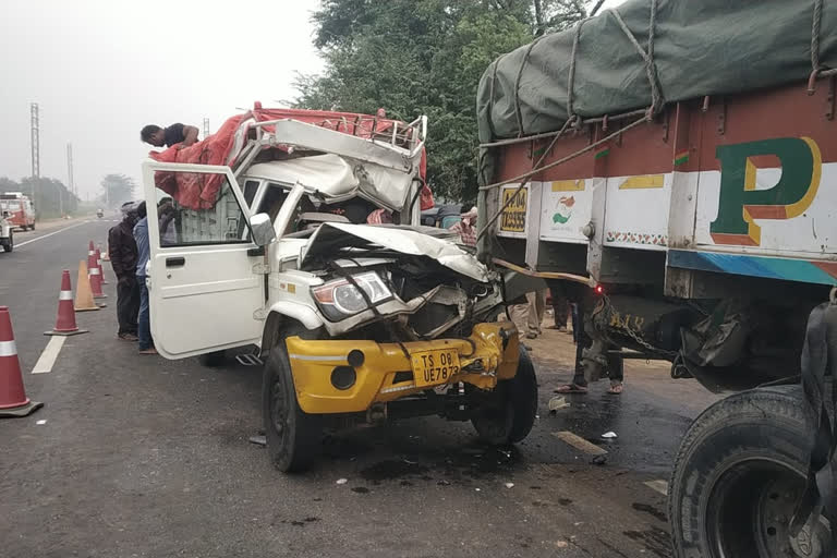 road accident at prakasham