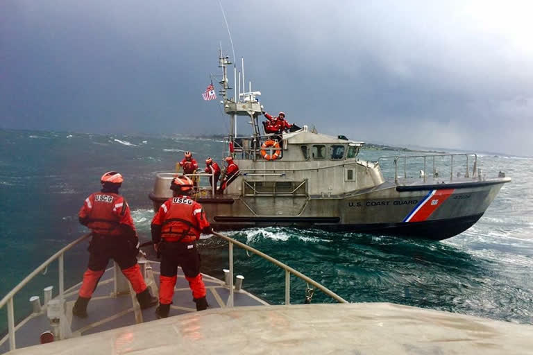 US Coast Guard suspends search for missing boat, leaves for Bahamas