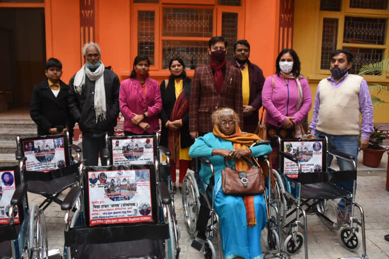 UP social organization donated wheel chair to the fair