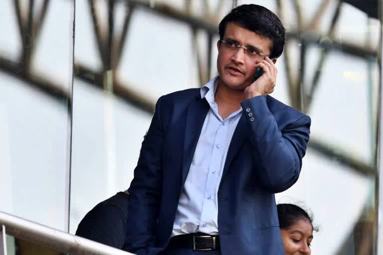 West Bengal CM Mamata Banerjee reaches hospital to meet sourav ganguly