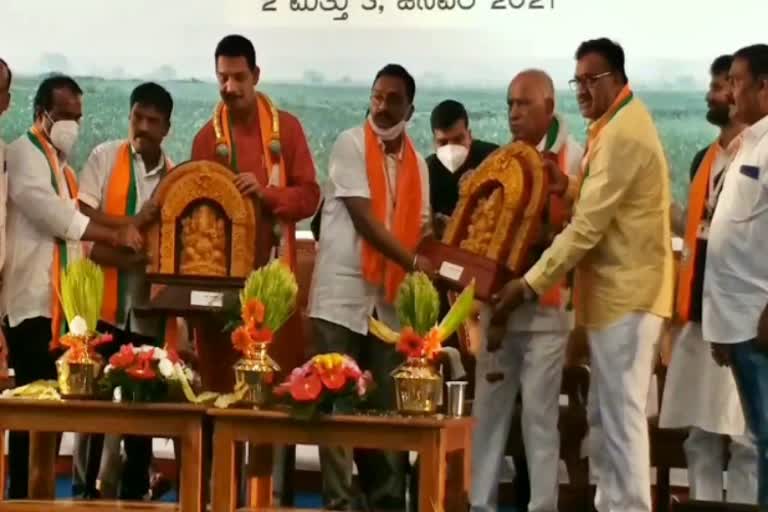 felicitation-to-cm-b-s-yadiyurappa-at-shimoga