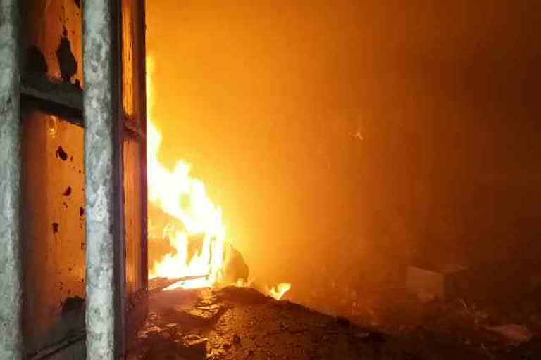 sdo-office-caught-fire-in-dumka