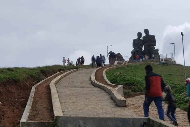 Ramakkalmedu childrenspark  ചിൽഡ്രൻസ് പാർക്ക്  കുറവൻകുറത്തി  വേഴാമ്പൽ ശിൽപങ്ങൾ  childrenspark  Ramakkalmedu