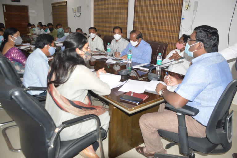 warangal urban district collector  meeting about junctions development