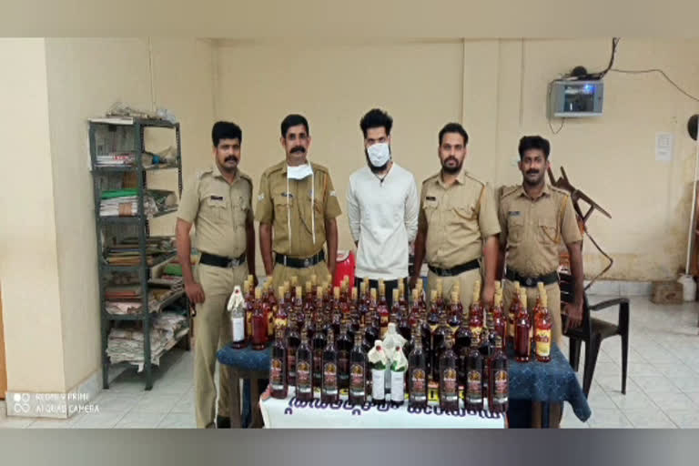 84 കുപ്പി ഗോവൻ മദ്യം  യുവാവ് പിടിയിൽ  Goan liquor  man arrested with 84 bottles