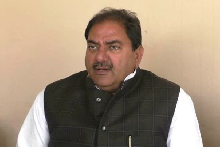 inld-leader-abhay-singh-chautala-has-demanded-from-the-government-that-old-age-widow-and-disabled-pension-be-released-soon