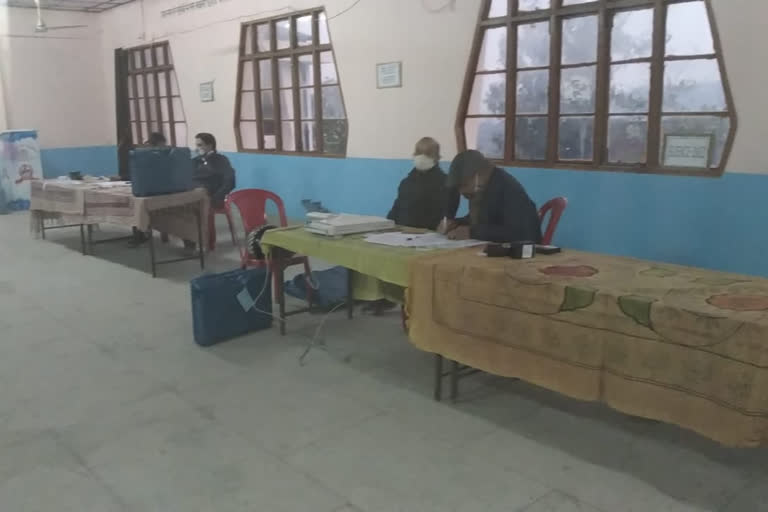 Examination of EVM and VV-PAT completed by SDM Hamirpur