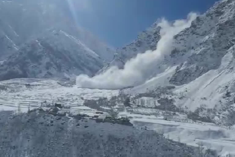 Glaciers started falling down from mountains in Lahaul Valley