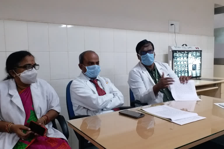 salem govt doctors succesfull operation for a woman who suffer lung