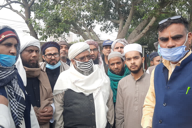 Muradnagar accident : Members of Jamiat Ulema A Hind reached to meet the victim's families