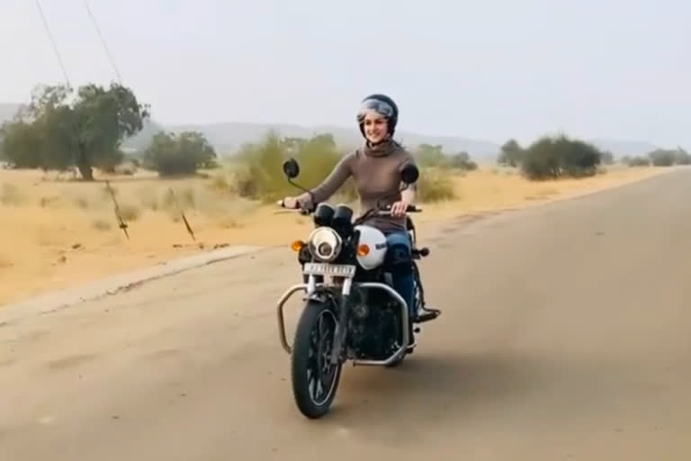 Actress Kriti Sanon bike ride on the streets of Jaisalmer, shared video on social media