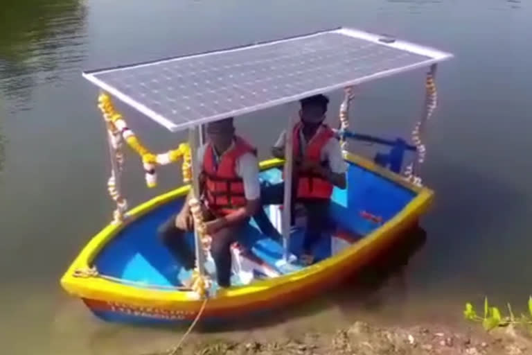 iti students build solar boat in palghar