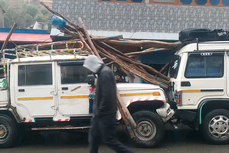 Loader vehicle brake fail in Vikasnagar