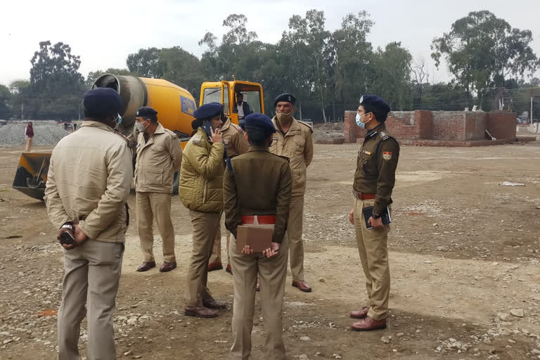 Doon SSP inspects Republic Day preparations at Parade Ground