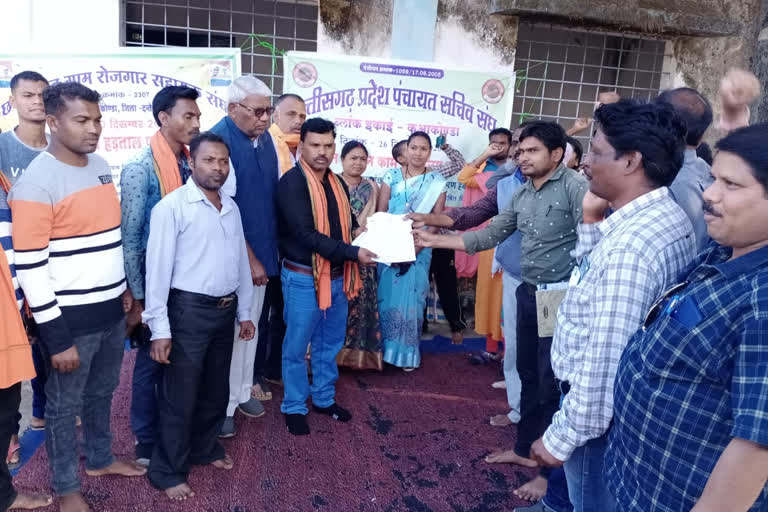 State General Secretary of BJP Scheduled Tribe Front Nandlal Mudami in Dantewada