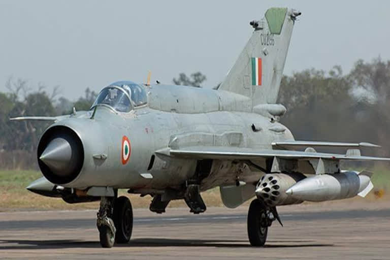 MiG-21 ரக போர் விமானம்