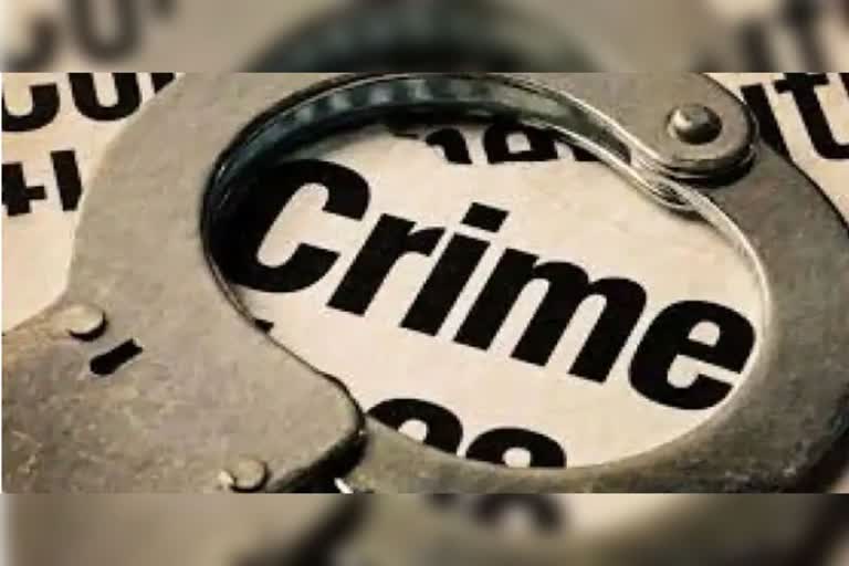 kherkidaula-police-station-in-charge-kidnapped-businessman-sought-bribe-of-1-crore-and-absconded