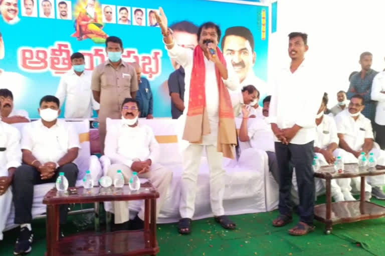 State Labor Minister Gummanur Jayaram