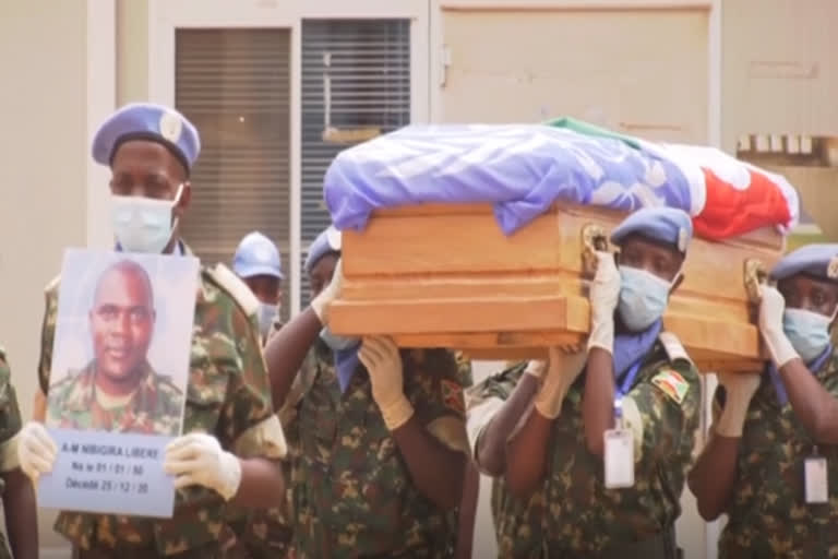 Remains of killed UN peacekeepers leave C.A.R.