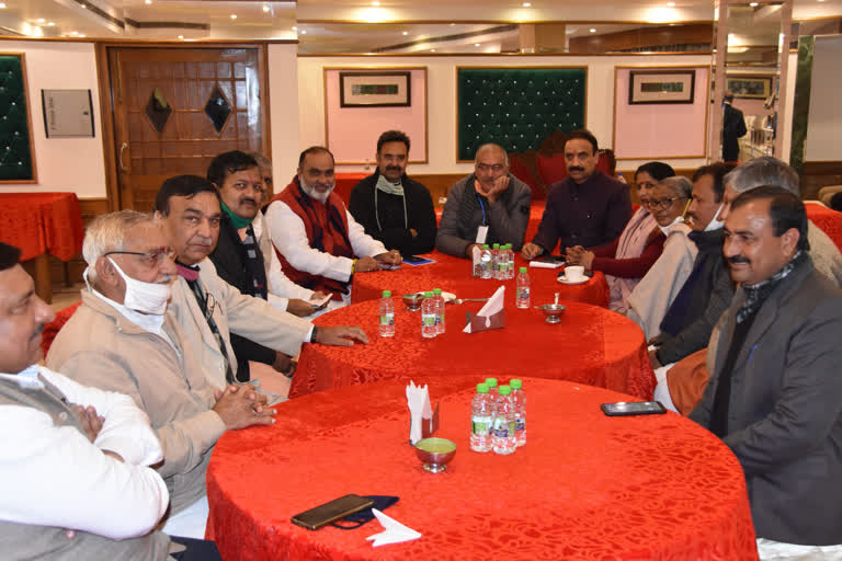 MP Sanjay Bhatia holds meeting with BJP leaders on Kisan Mahapanchayat