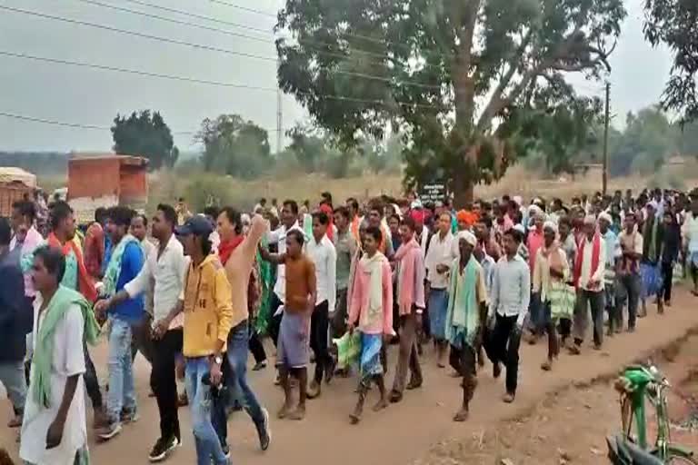 protest of farmers in aamabeda