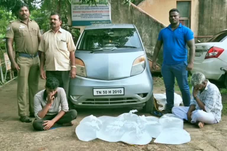 smuggled liquor in nagappattinam, 260 liter sarayam seized, 260 லிட்டர் சாராயம் பறிமுதல், நாகை குற்றம், nagappattinam crime news, nagai liquor smuggling, 260 லிட்டர் கடத்தல் சாராயம், nagapattinam crime news