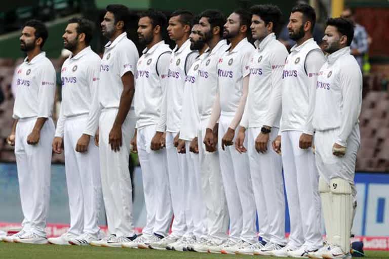 Mohammed Siraj breaks down in tears as SCG roars with India's national anthem at start of third Test