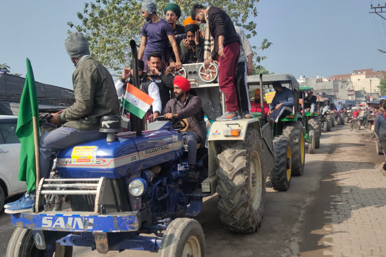 Farmers took out tractor rally in Jaspur