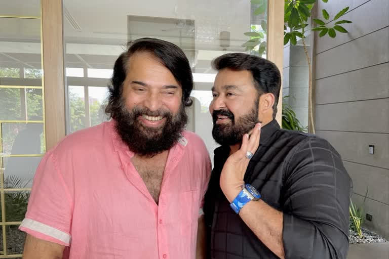 Malyalam Actor Mohanlal Shared Pictur with Mammutty