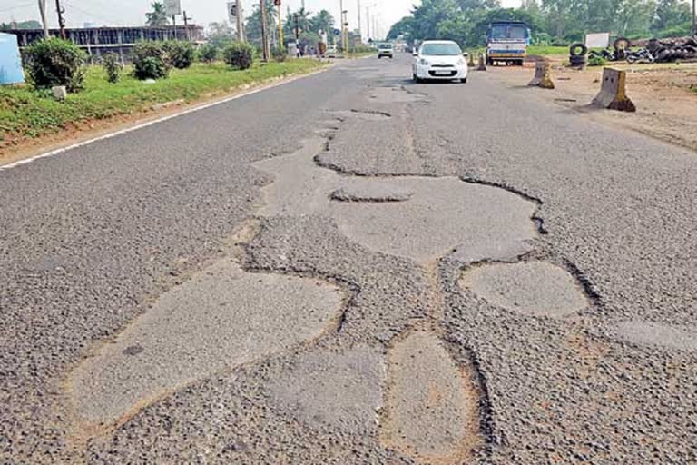 Roads that do not improve as toll fees increase