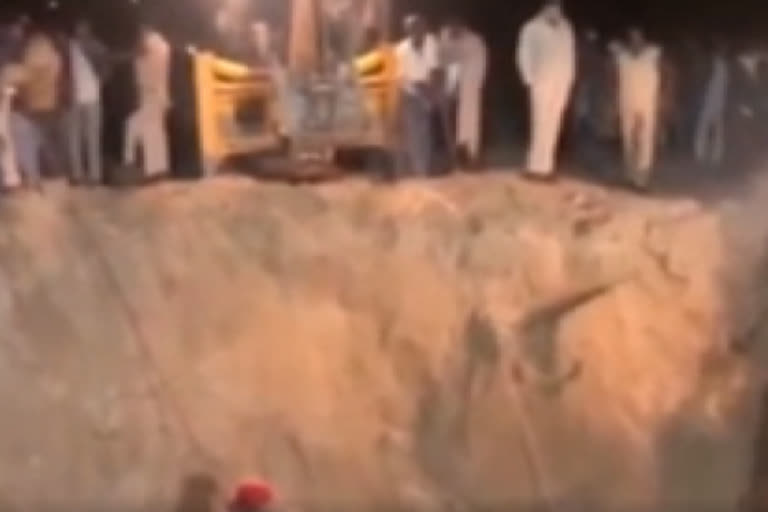 Under-construction well collapses in Rajasthan, 2 killed