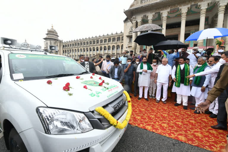 কৰ্ণাটকত মুকলি মবাইল গৱেষণাগাৰ